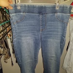 Old Navy Rockstar jeggings size 16